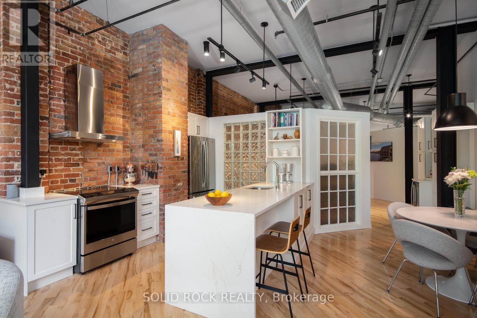 105 - 95 Beech Street