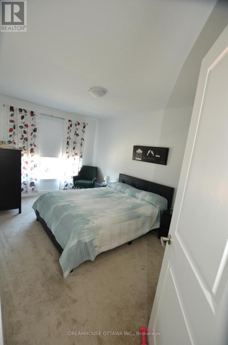 257 Finsbury Avenue