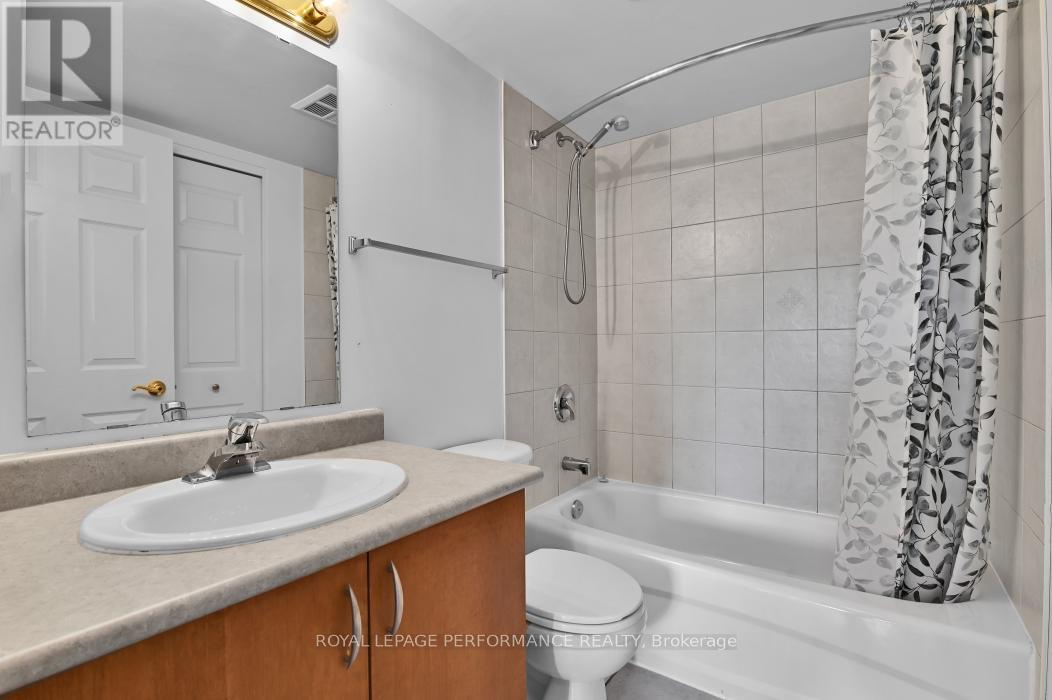 407 - 429 Somerset Street W