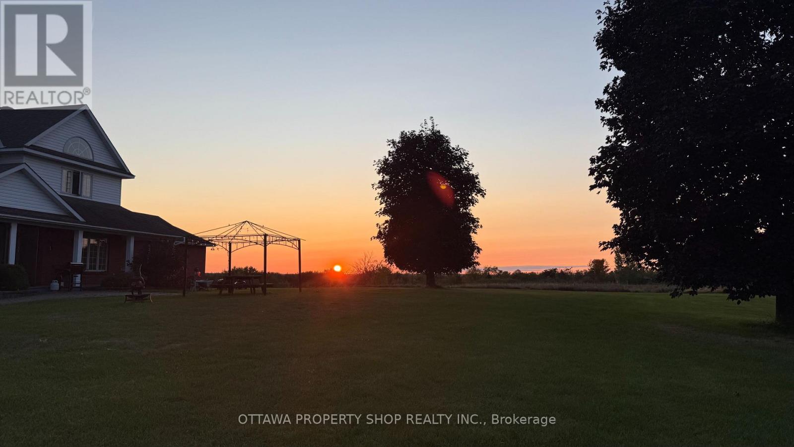 3059 Greenland Road, Unit 3057