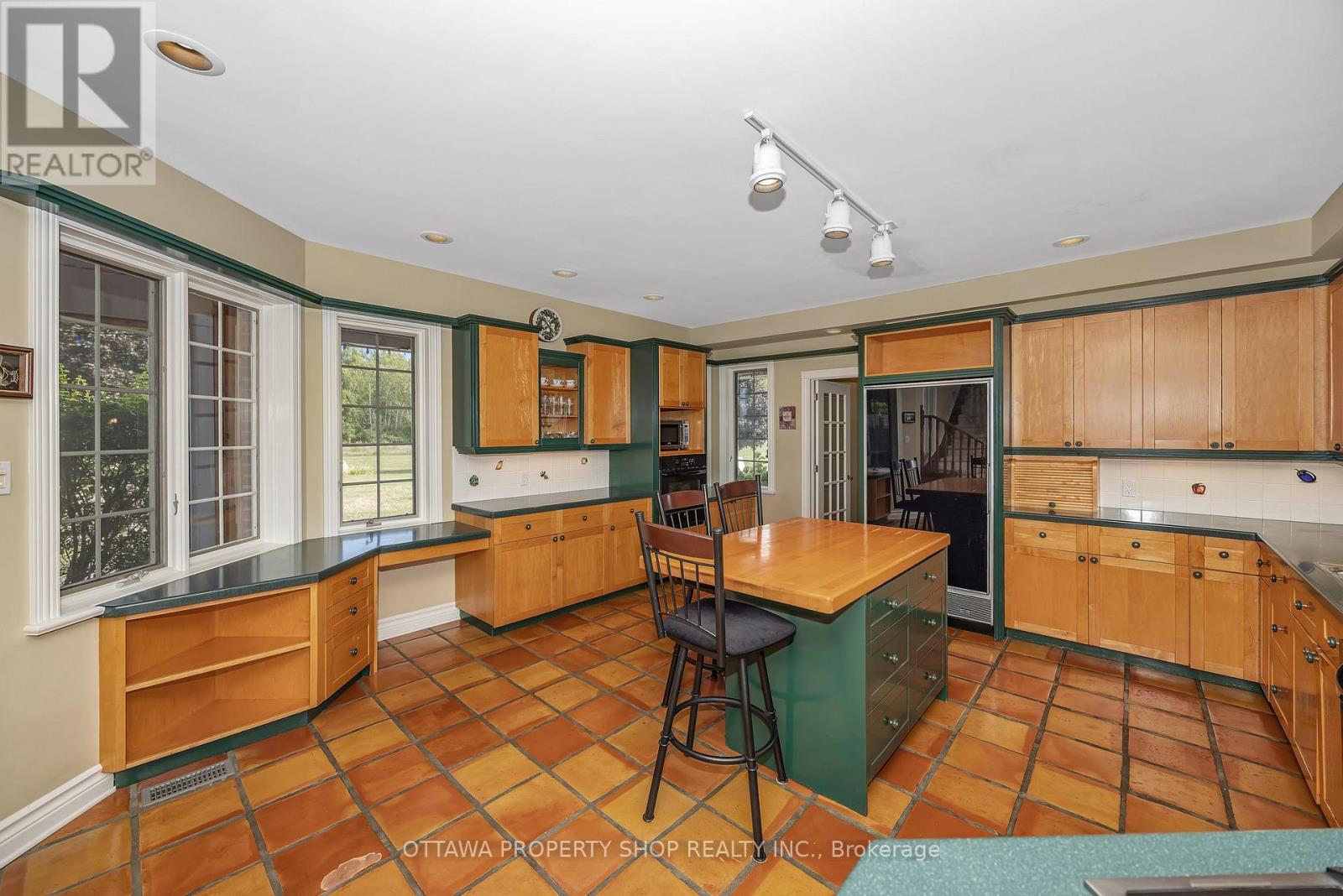 3059 Greenland Road, Unit 3057