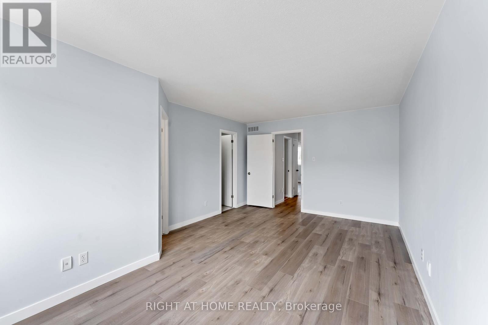 421 Hillsboro Private