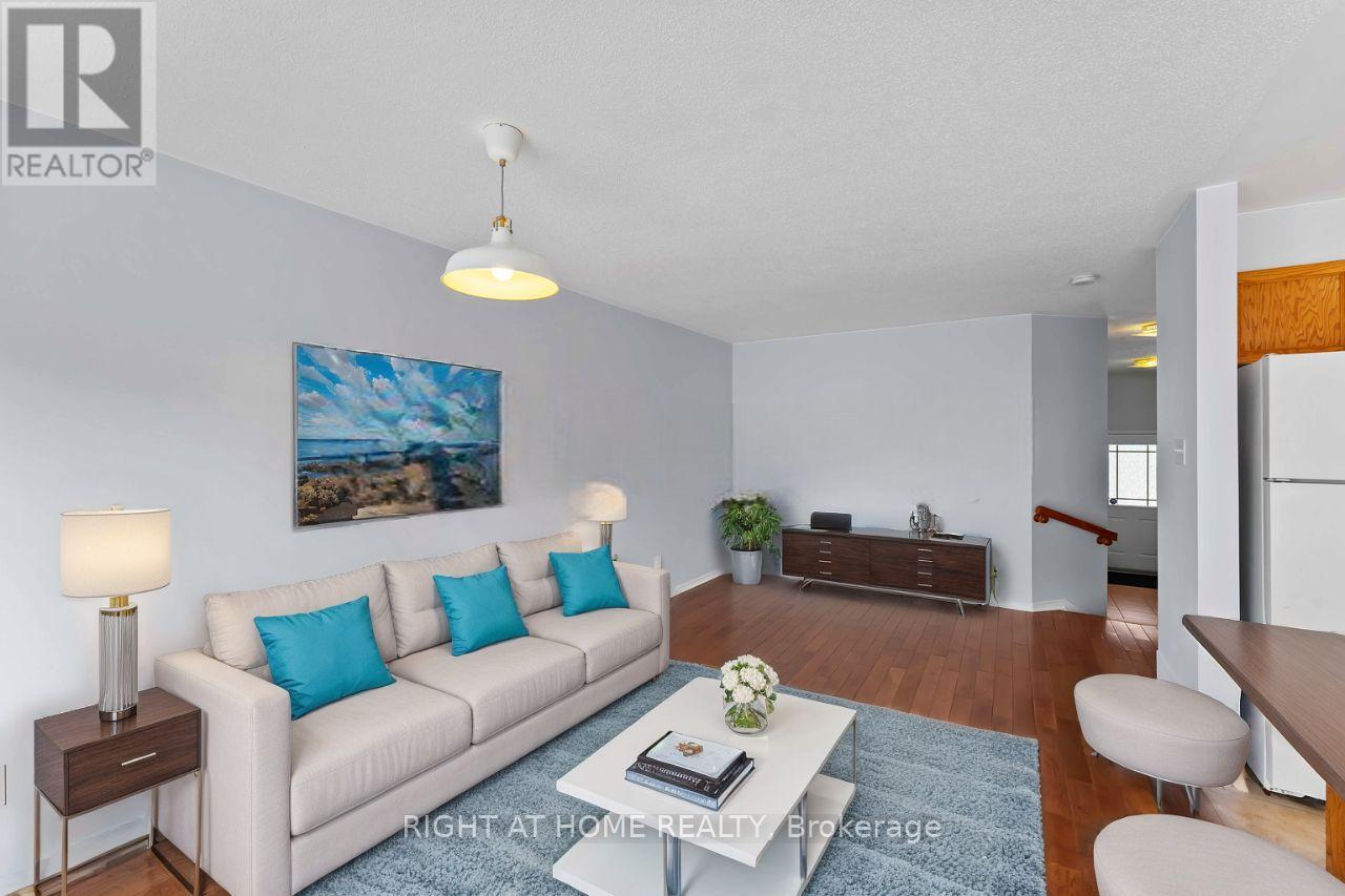 421 Hillsboro Private