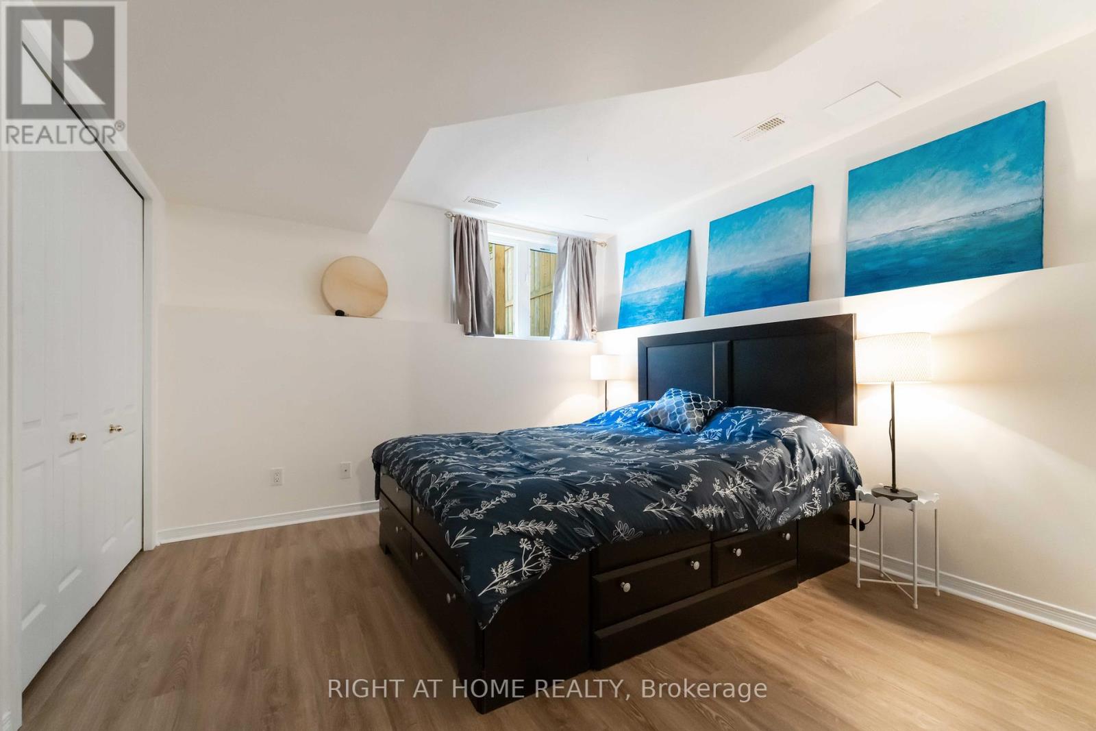 67 Strathaven Private