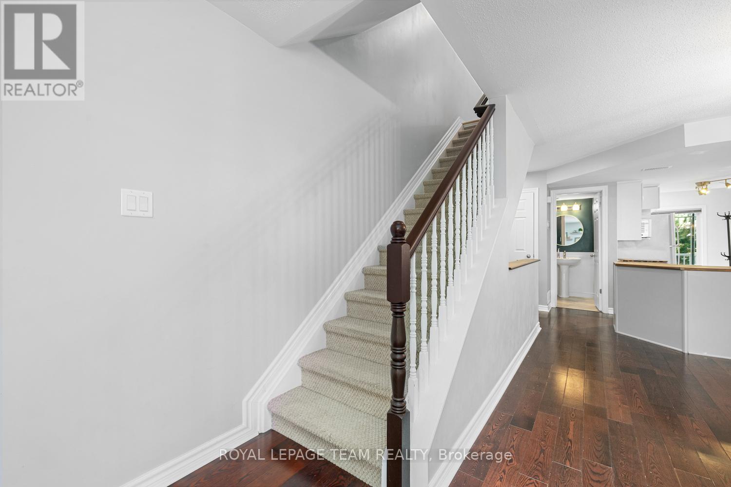 239 Paseo Private