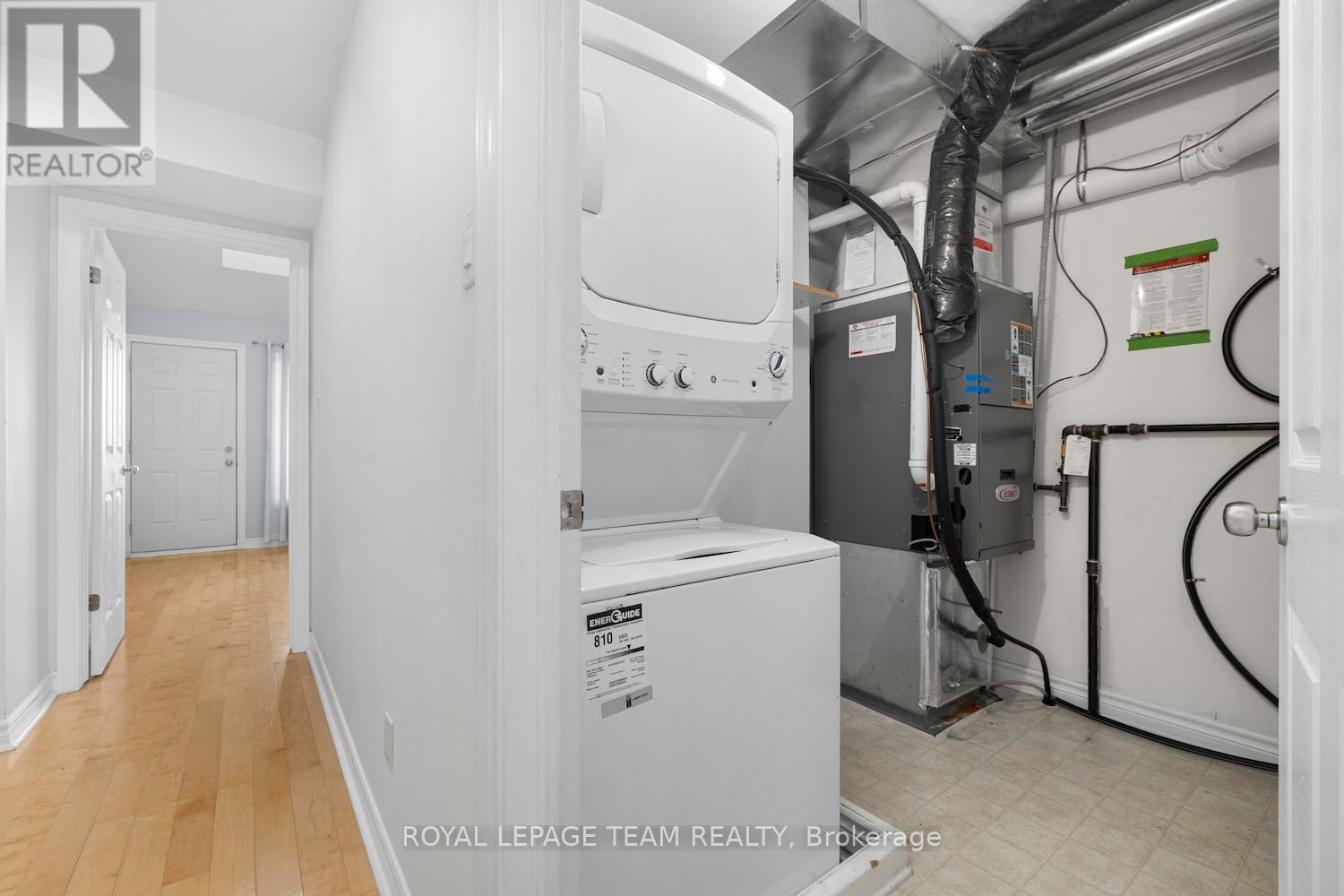 239 Paseo Private