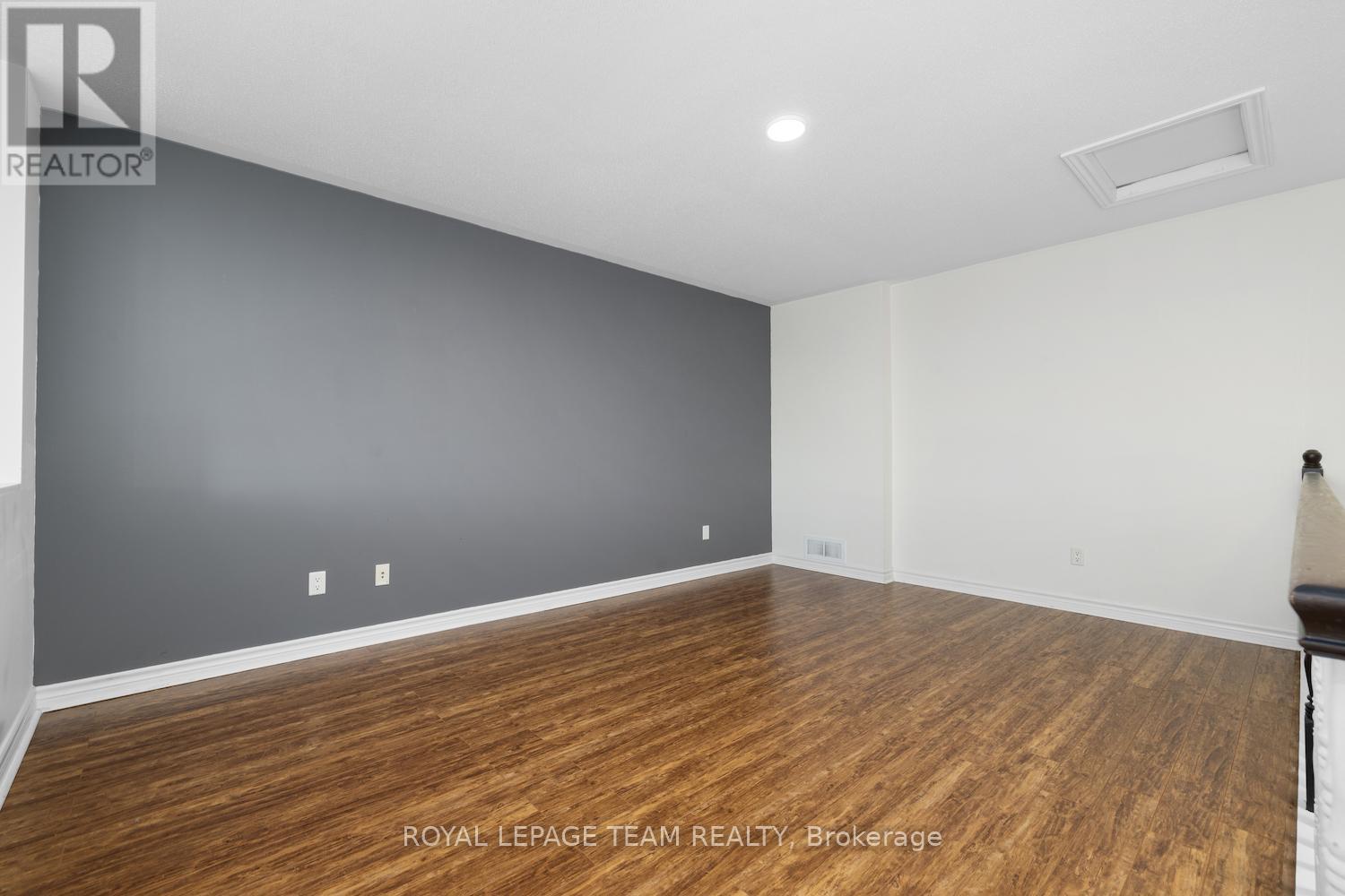 239 Paseo Private
