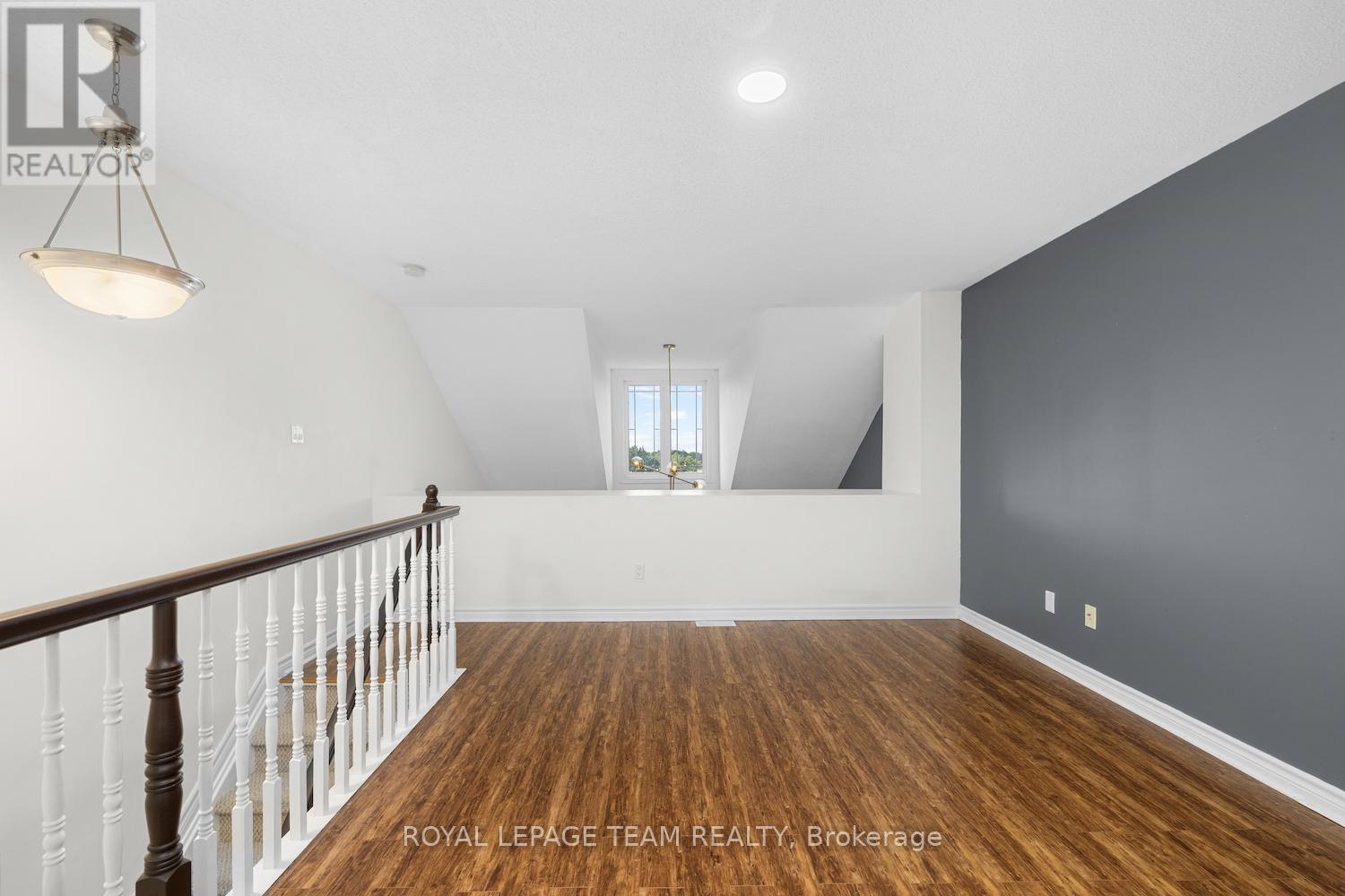 239 Paseo Private