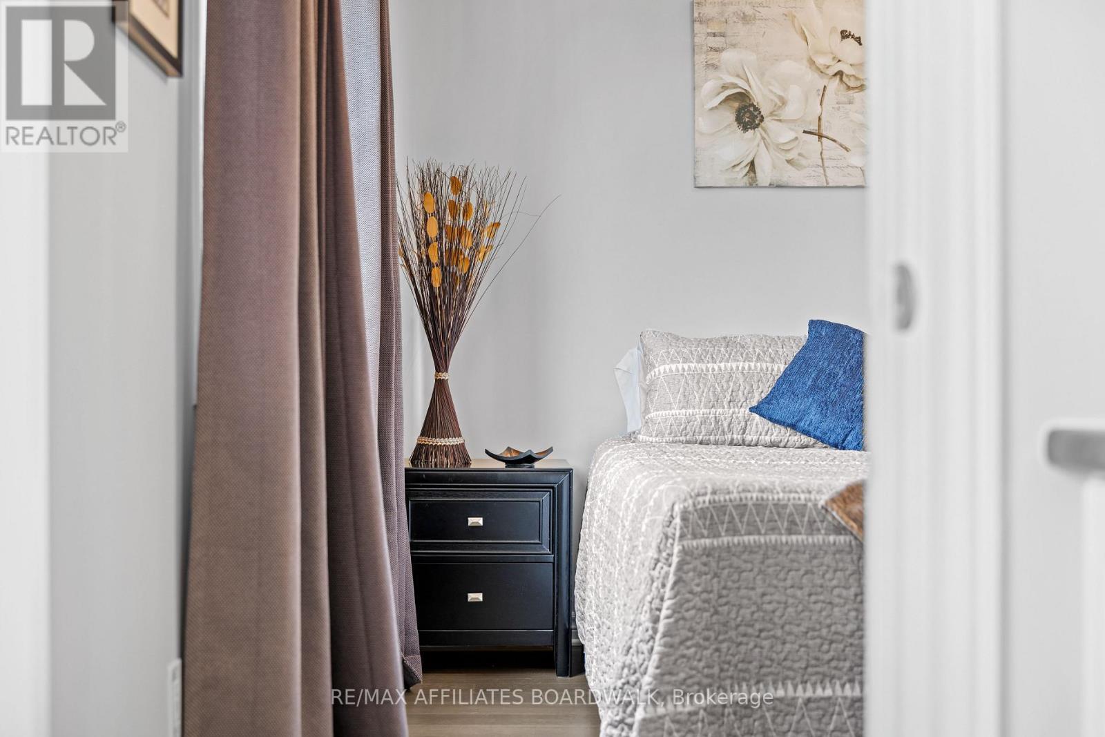 13 - 340 Tribeca Private