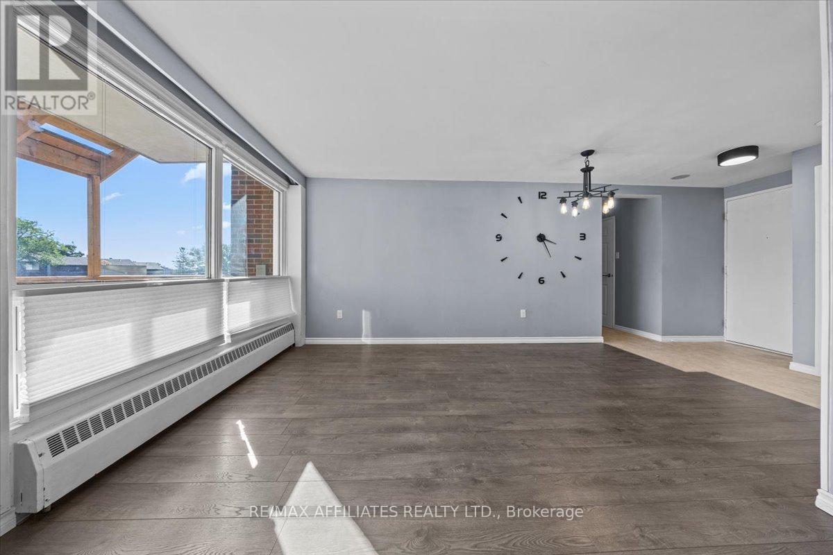 113 - 915 Elmsmere Road