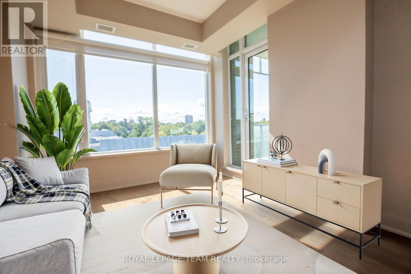 502 - 108 Richmond Road