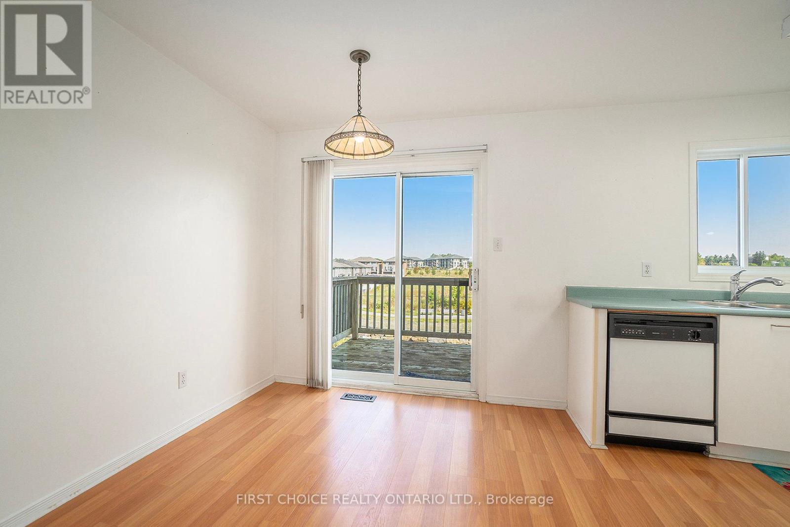 15 Drayton Private