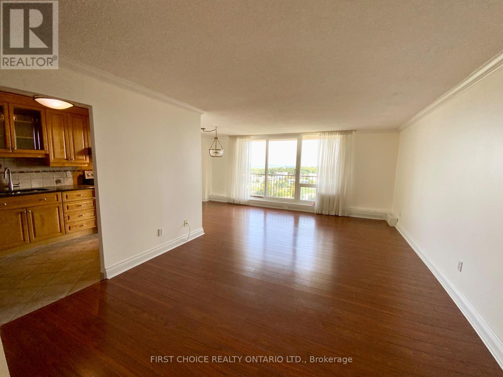 1708 - 665 Bathgate Drive