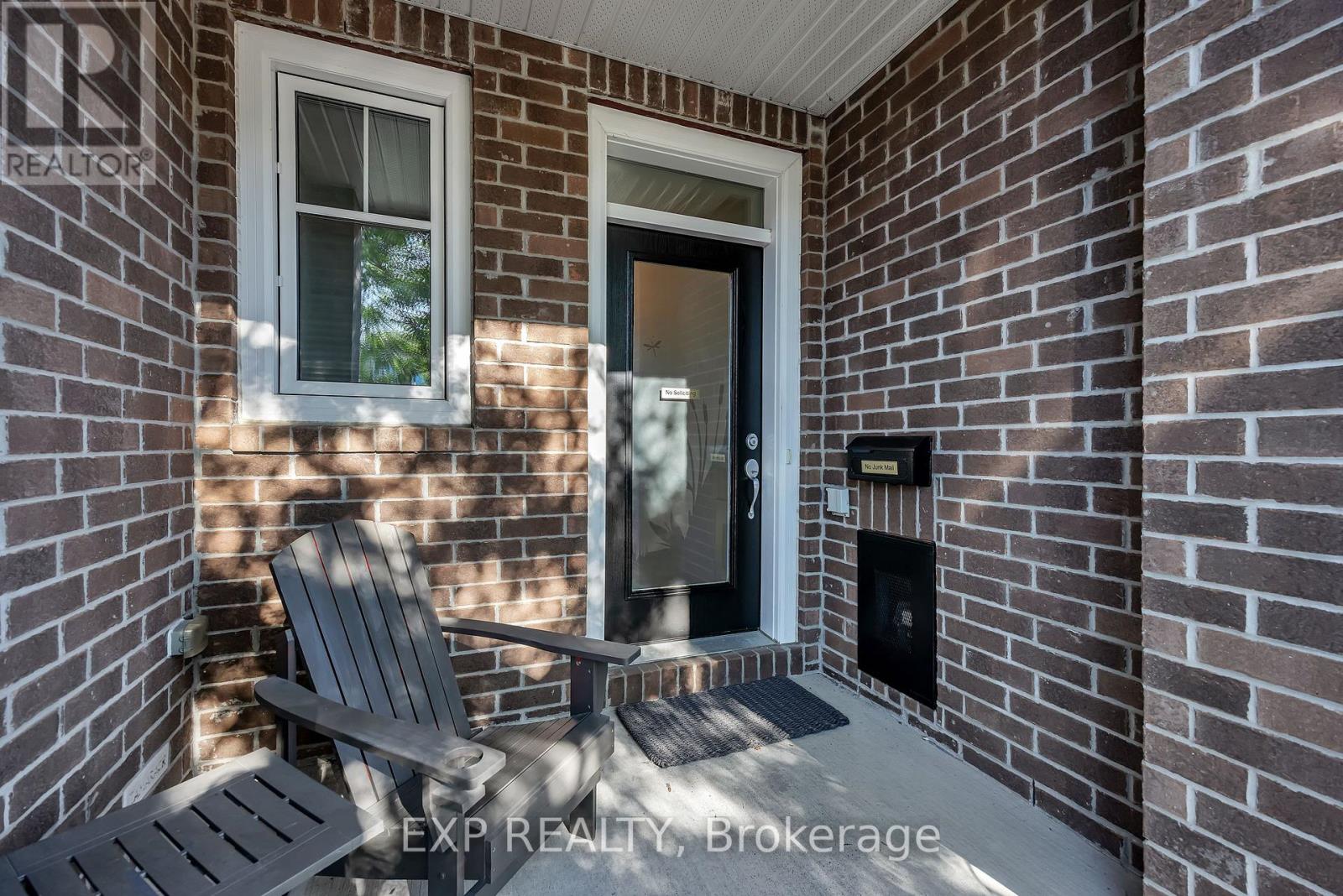 654 Cartographe Street