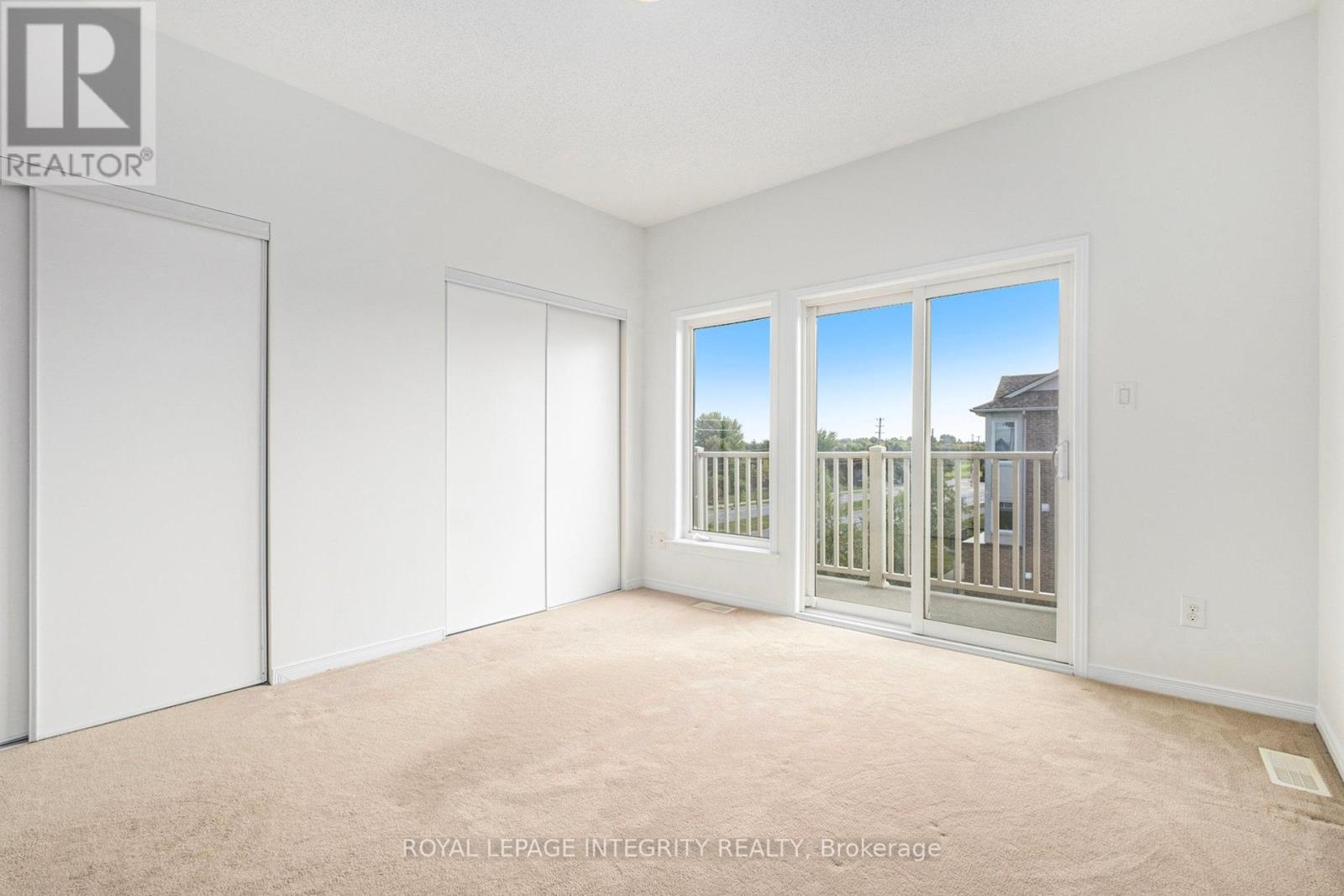 256 Espin Heights
