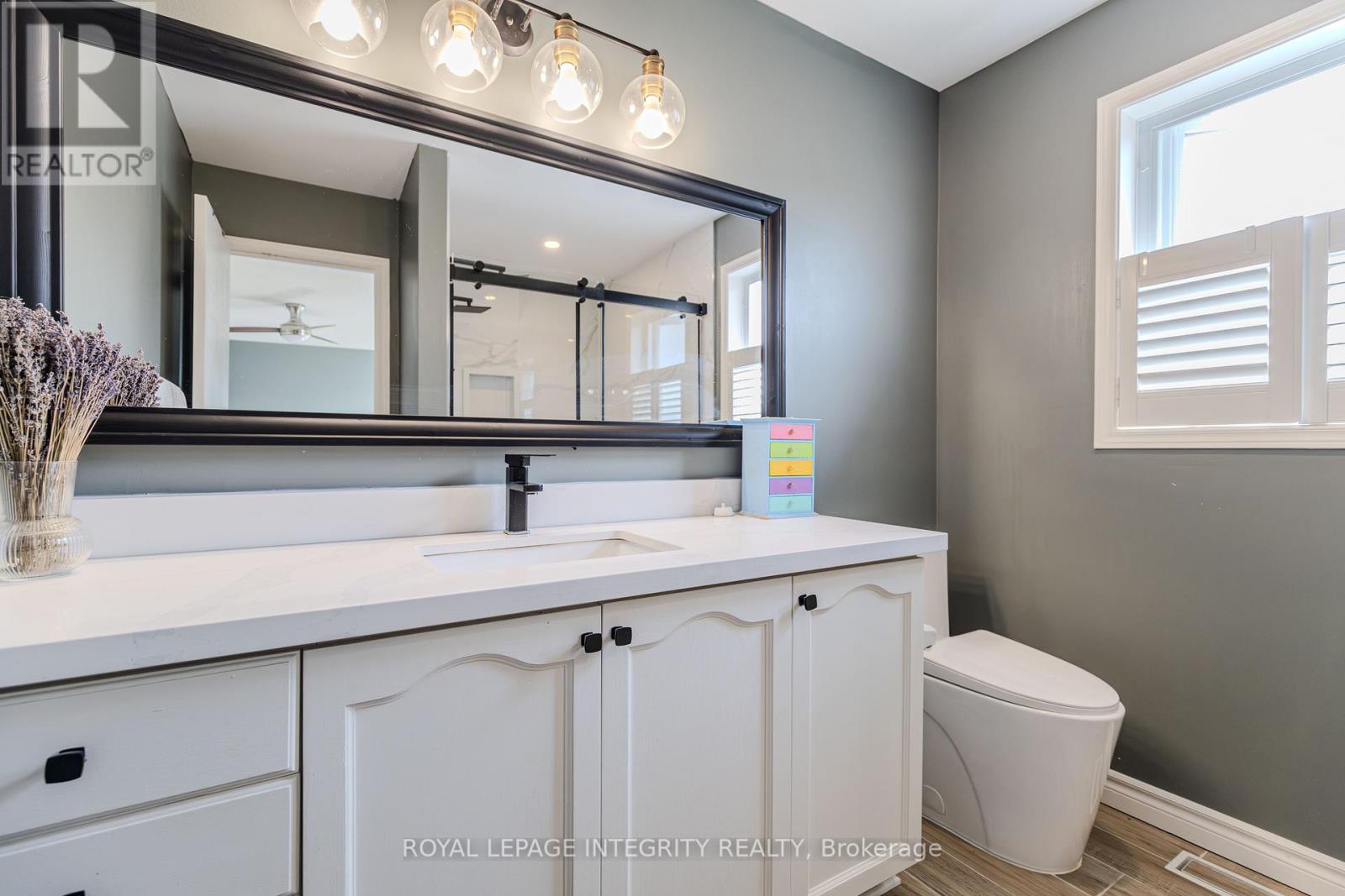 2123 Esprit Drive