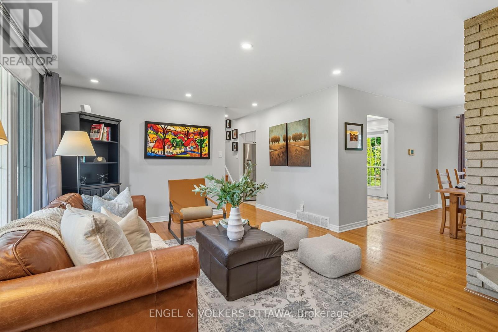 1800 Devlin Crescent