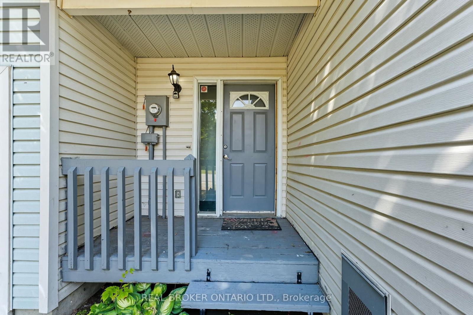 87 Elvira Street W