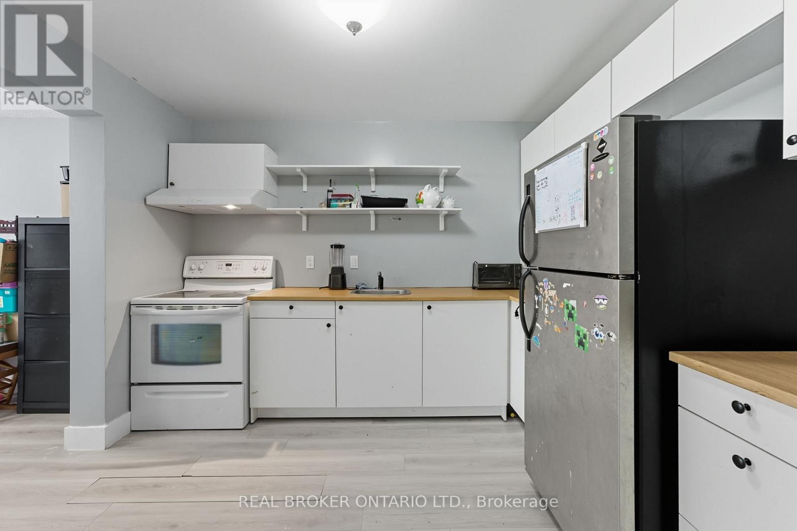 87 Elvira Street W