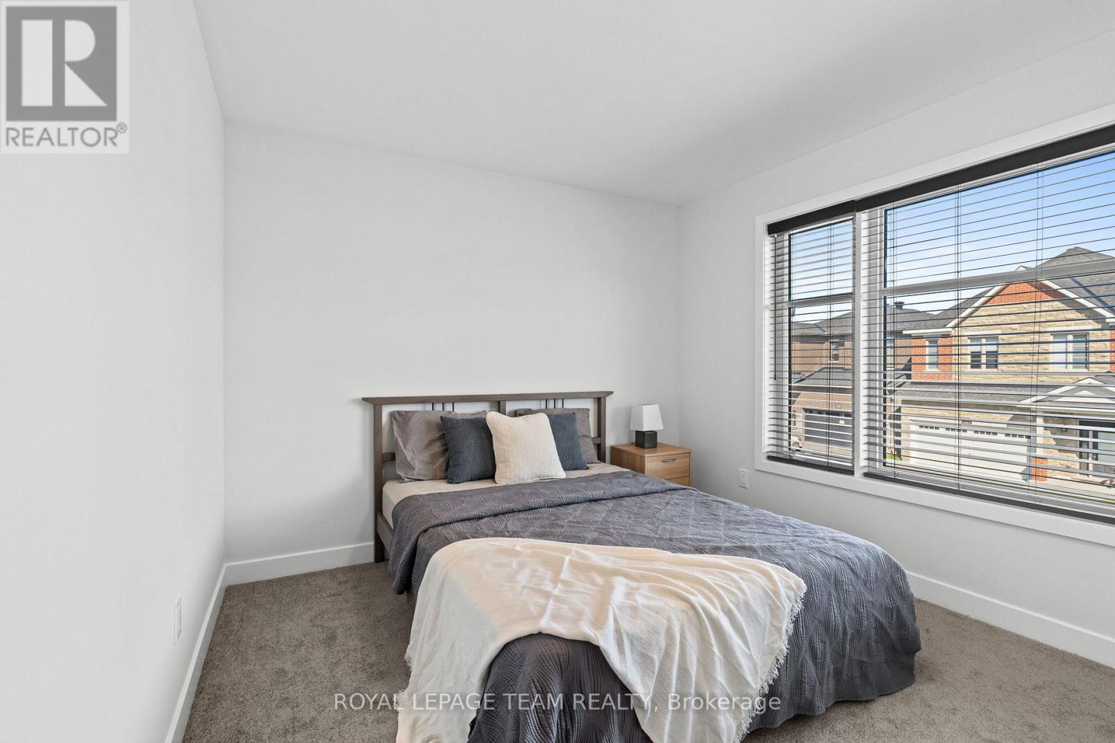 224 Elsie Macgill Walk