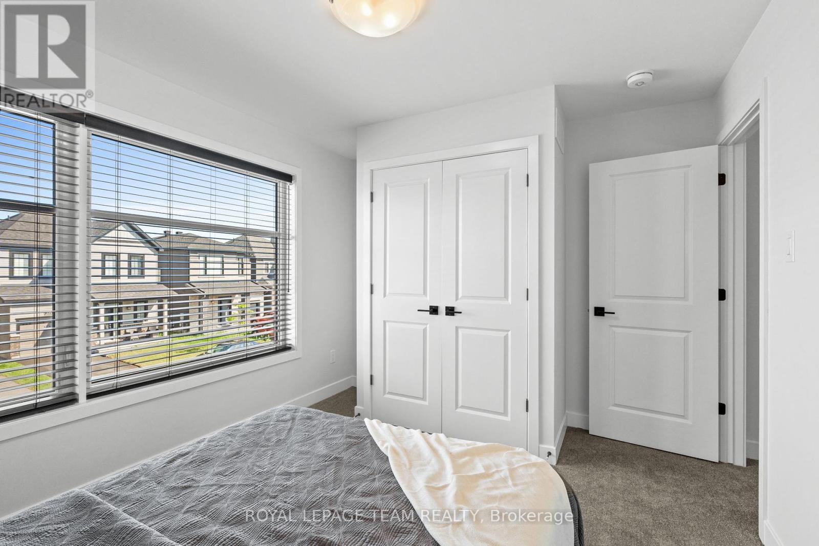224 Elsie Macgill Walk