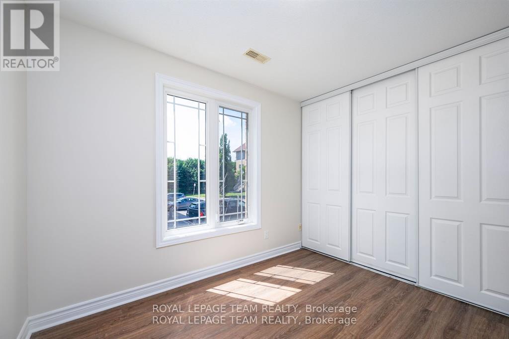 4 - 236 Paseo Private