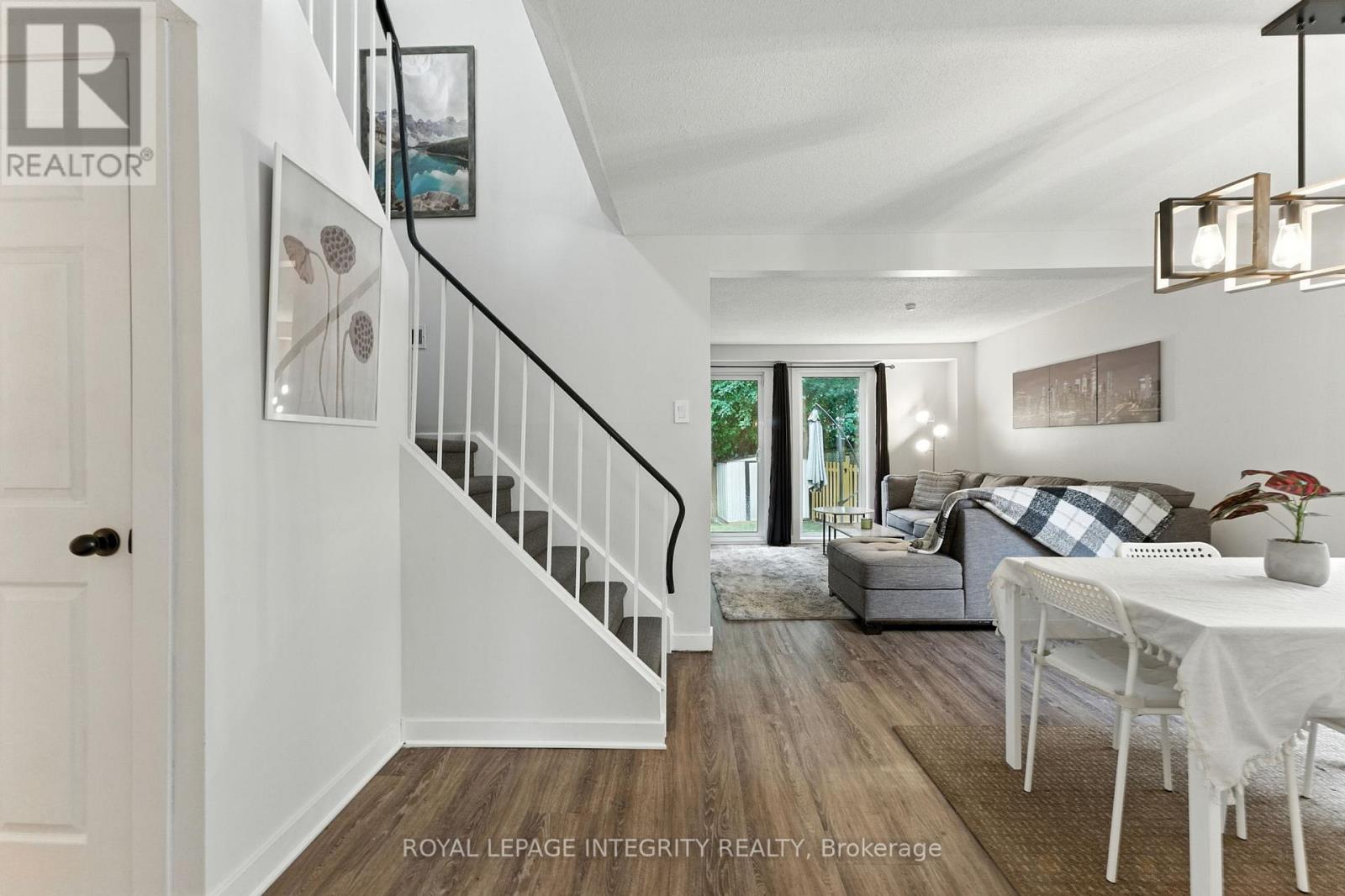 7900 Decarie Drive