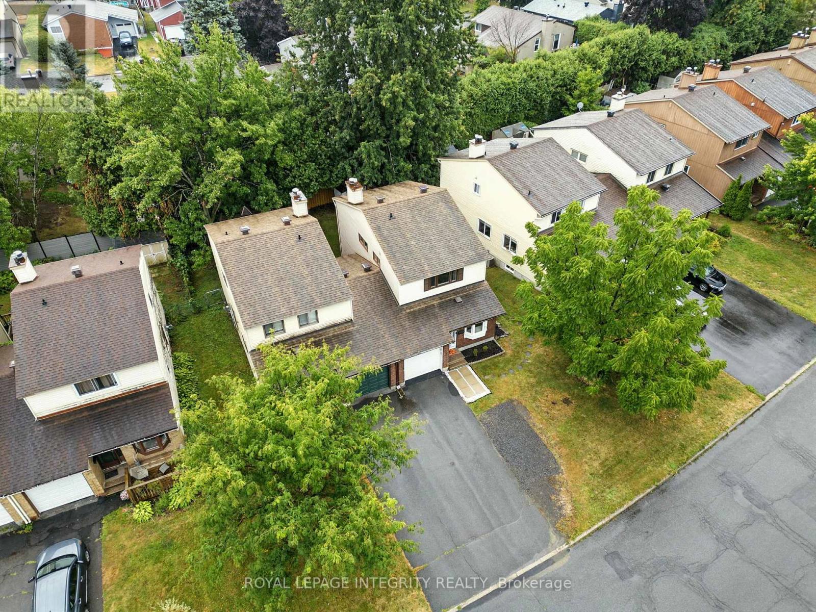 7900 Decarie Drive