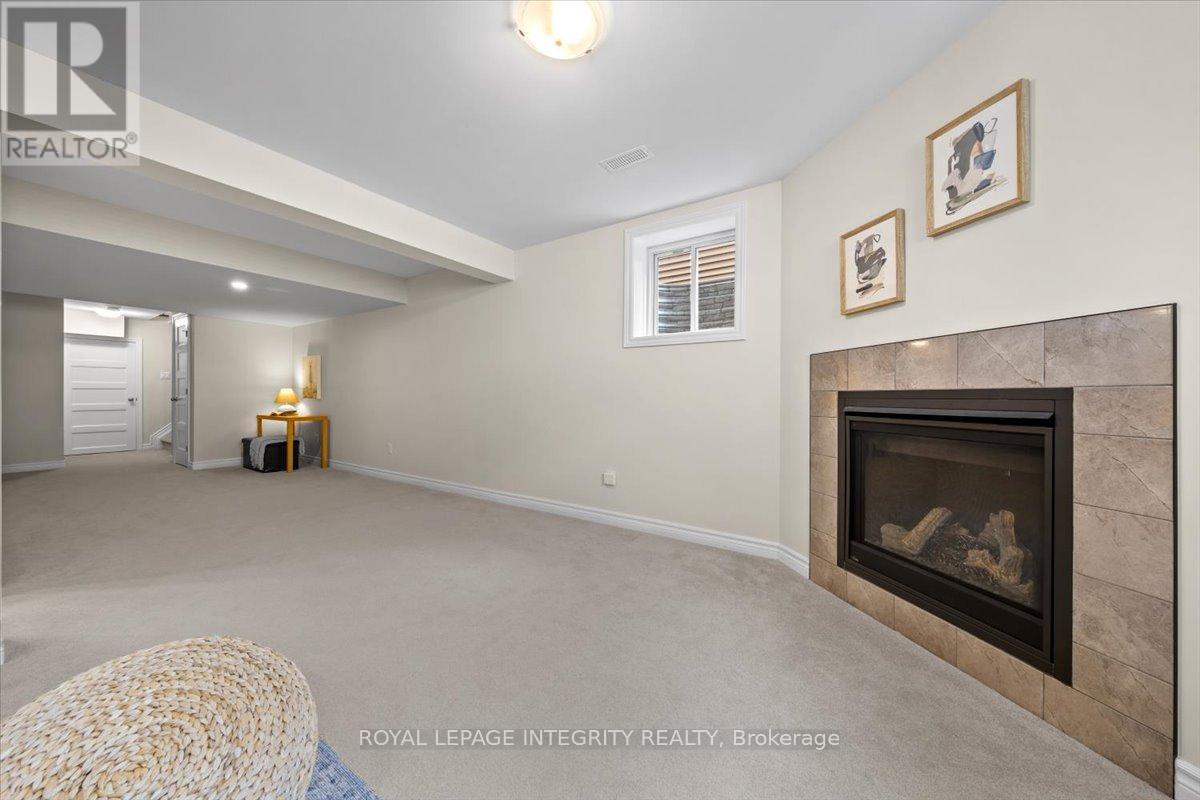 825 Indica Street