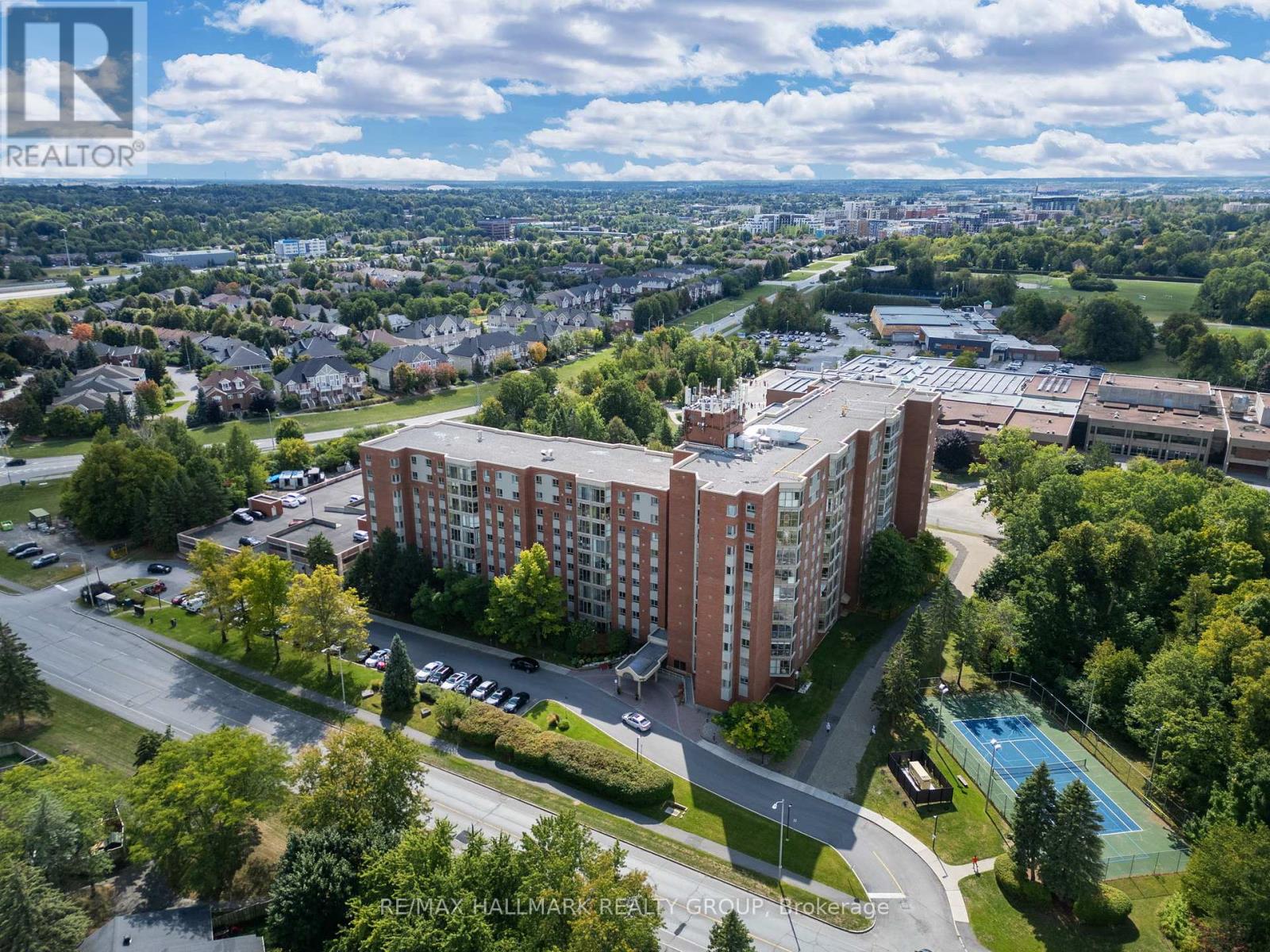 105 - 960 Teron Road