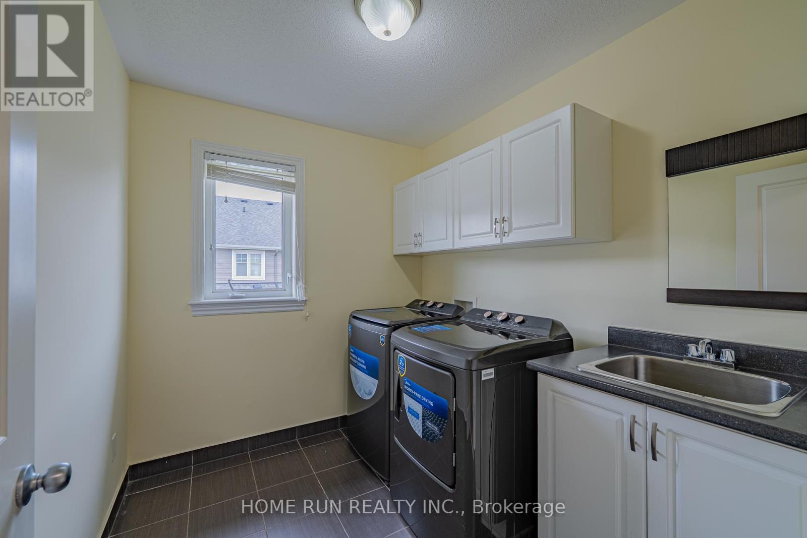 393 Grammond Circle