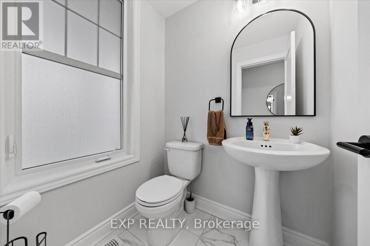 126 Unity Place