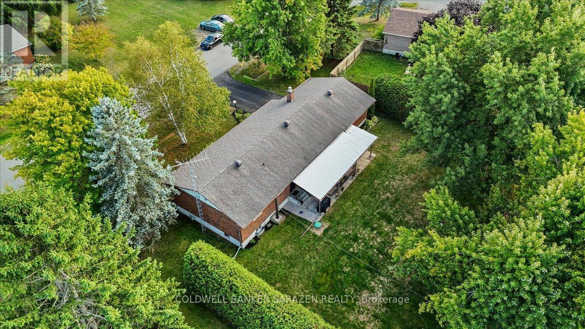 2303 Edward Kidd Crescent