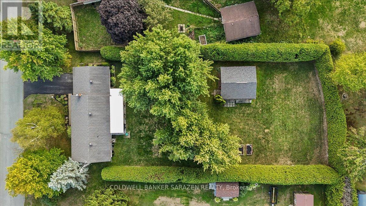 2303 Edward Kidd Crescent