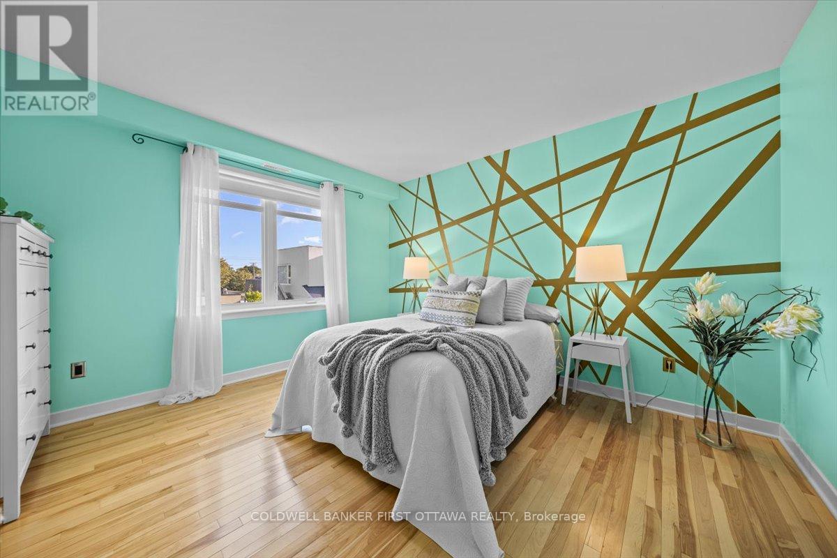 F - 414 Nepean Street