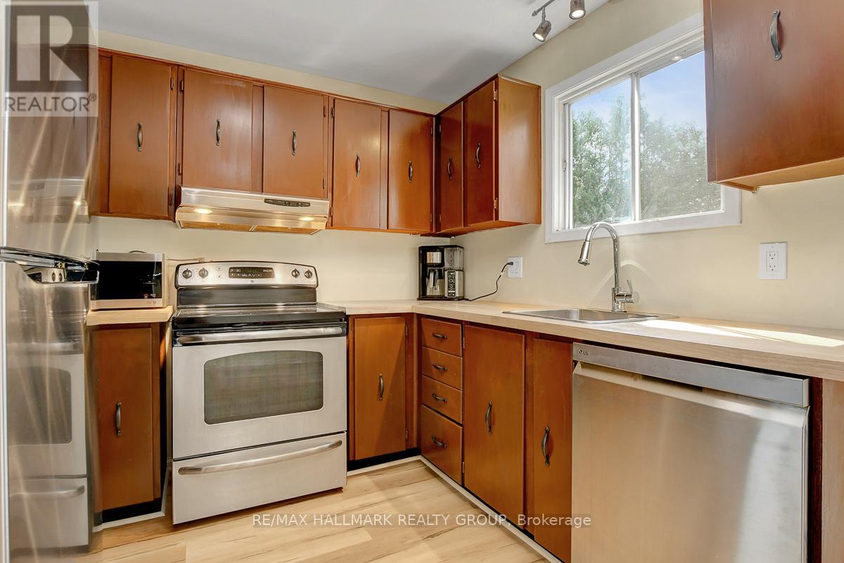44 Turret Court