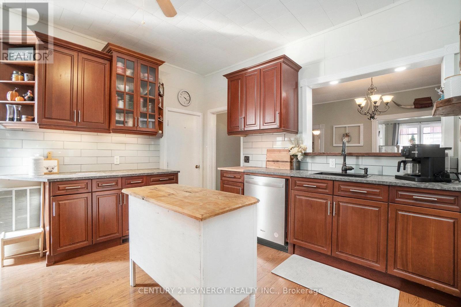 30 Kensington Avenue