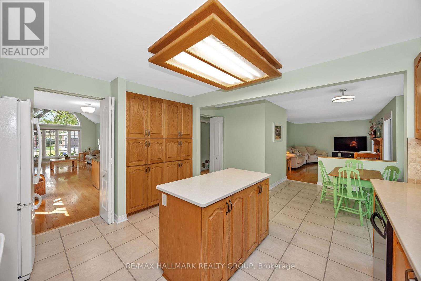 1725 Autumn Ridge Drive