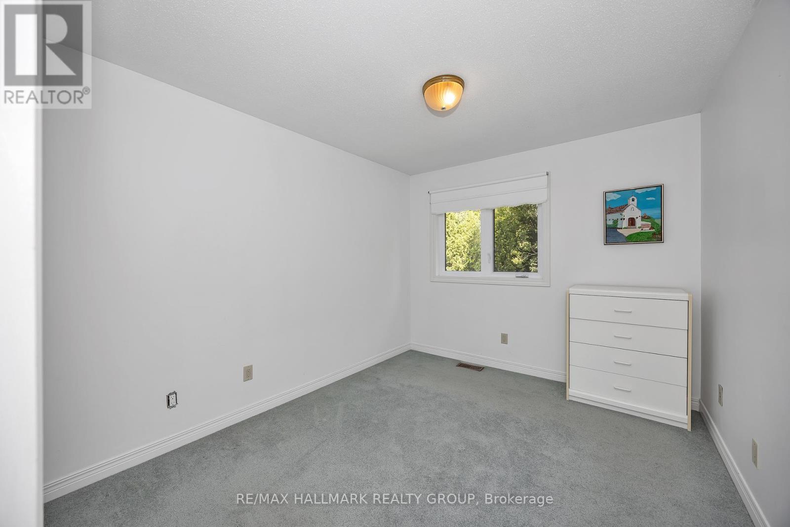 1725 Autumn Ridge Drive