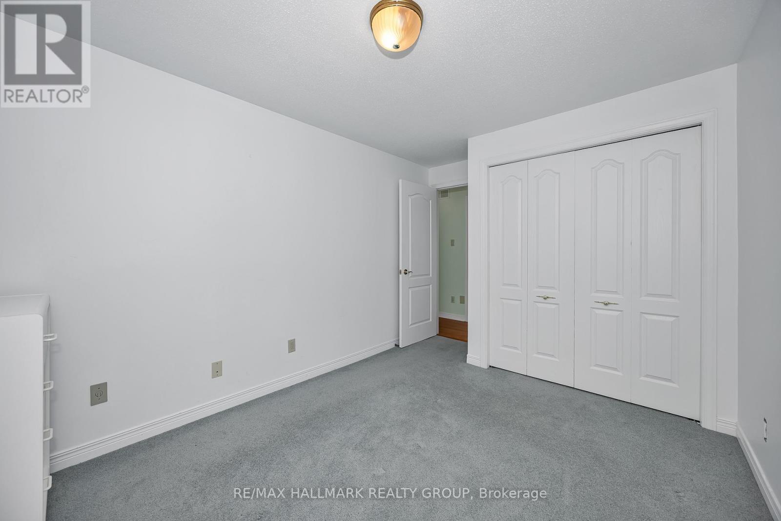 1725 Autumn Ridge Drive
