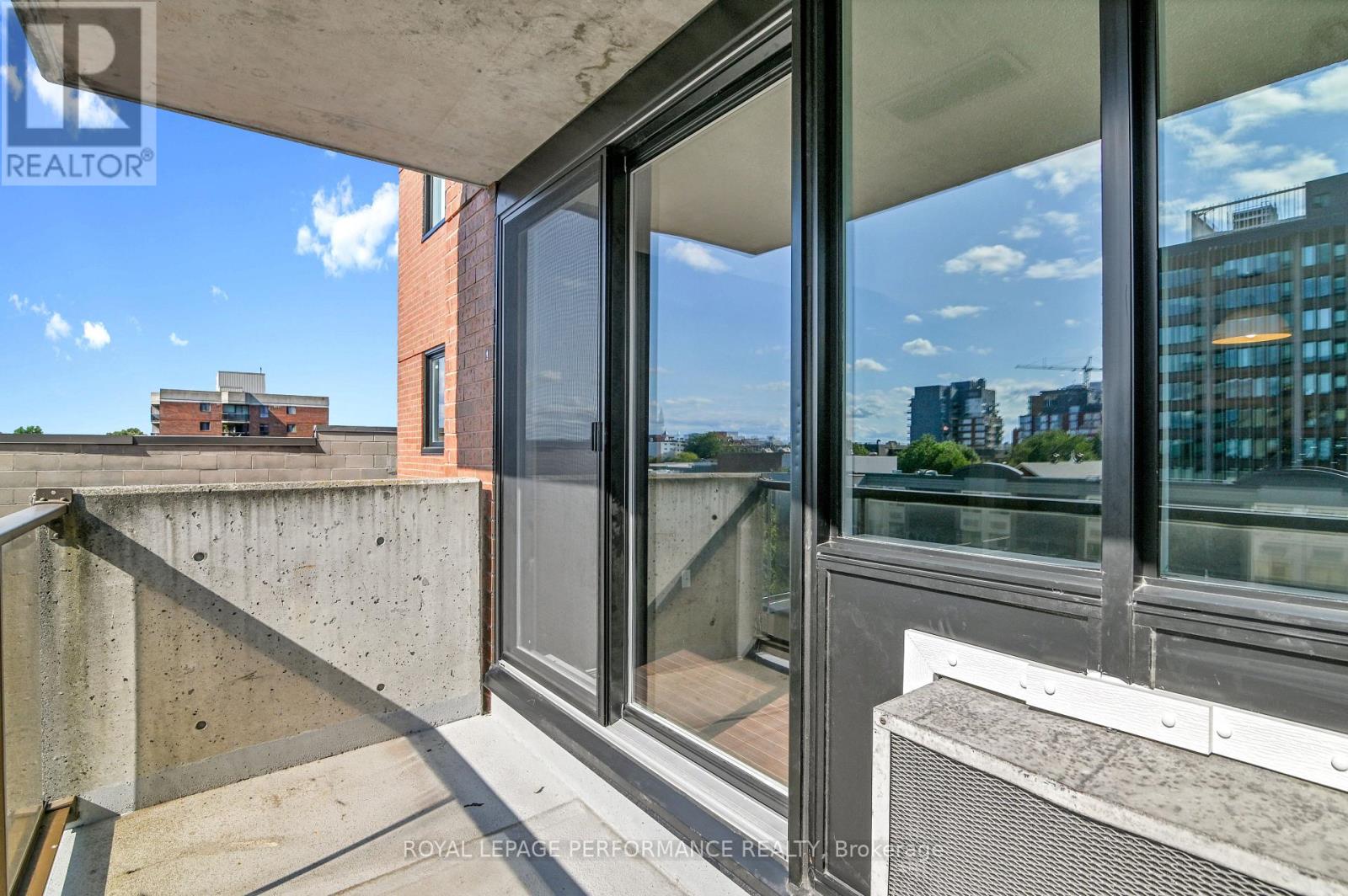 501 - 154 Nelson Street