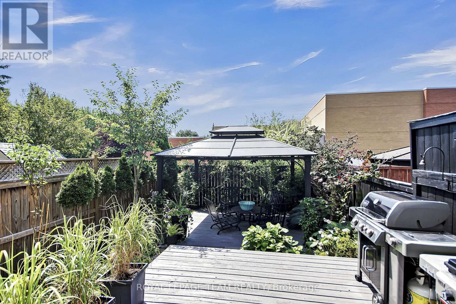112 Talltree Crescent