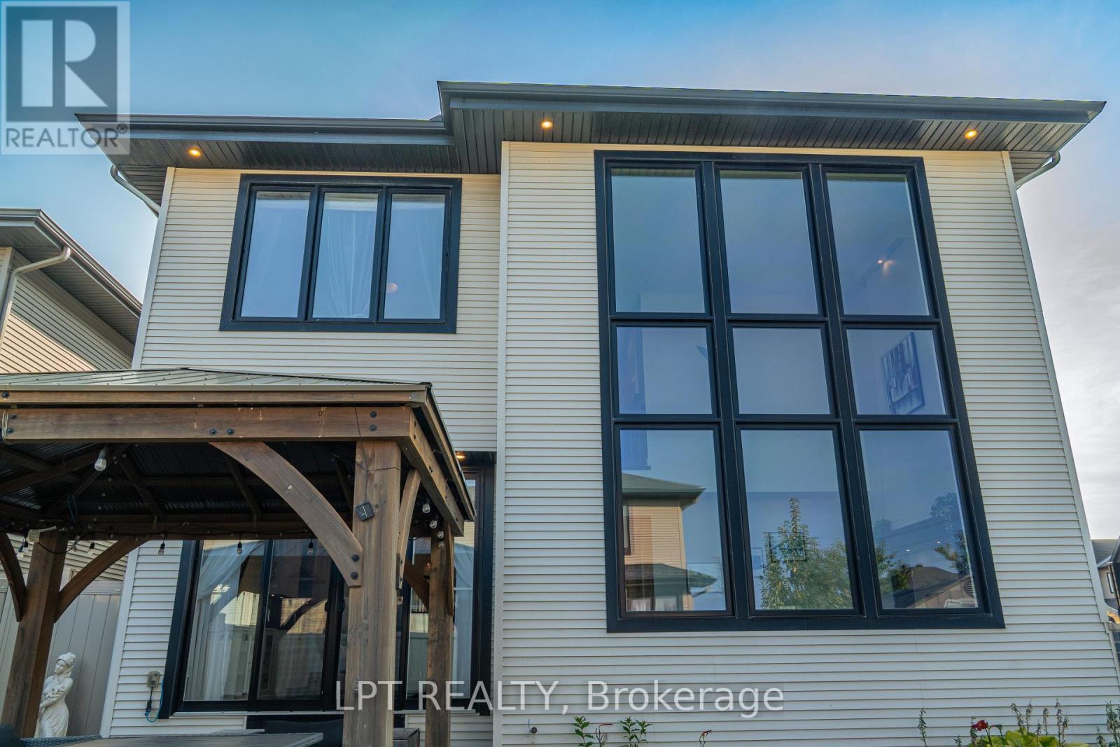 410 Andalusian Crescent