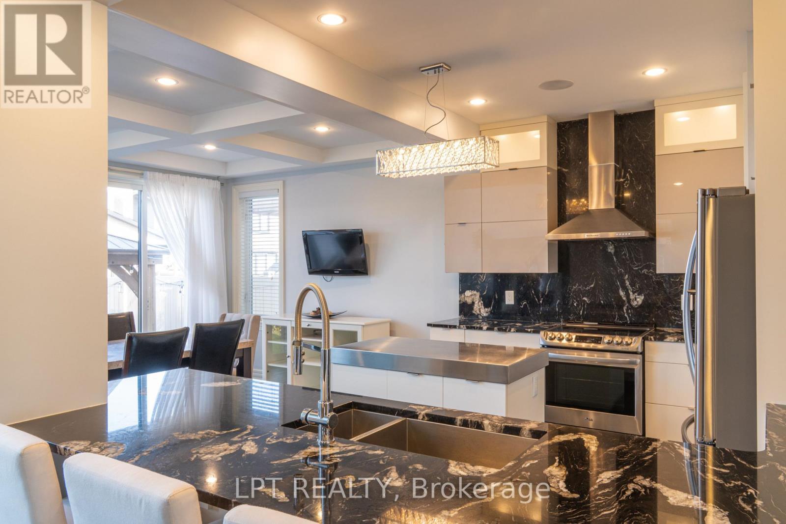 410 Andalusian Crescent
