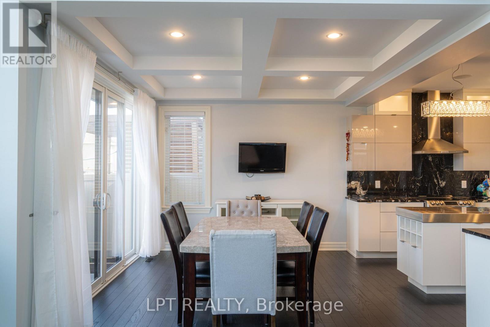 410 Andalusian Crescent