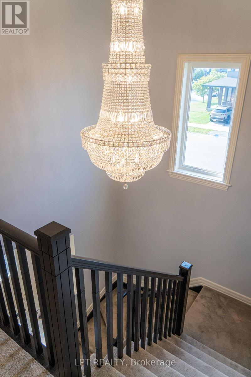 410 Andalusian Crescent