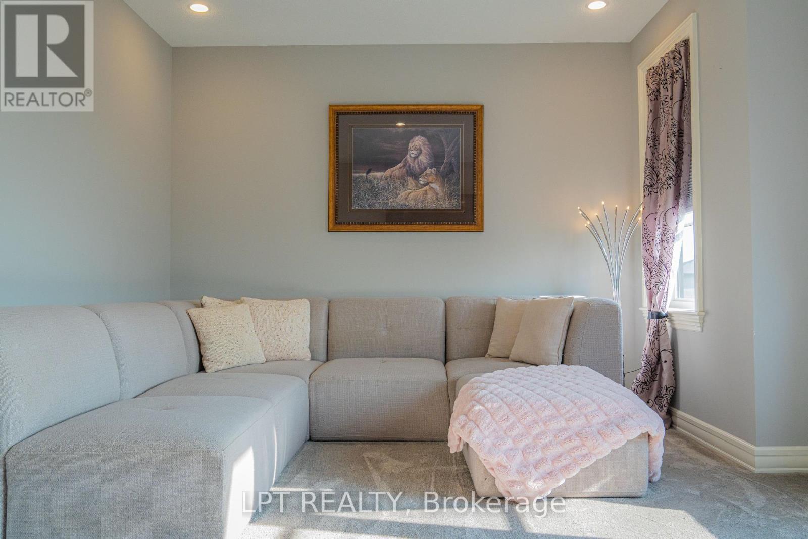 410 Andalusian Crescent