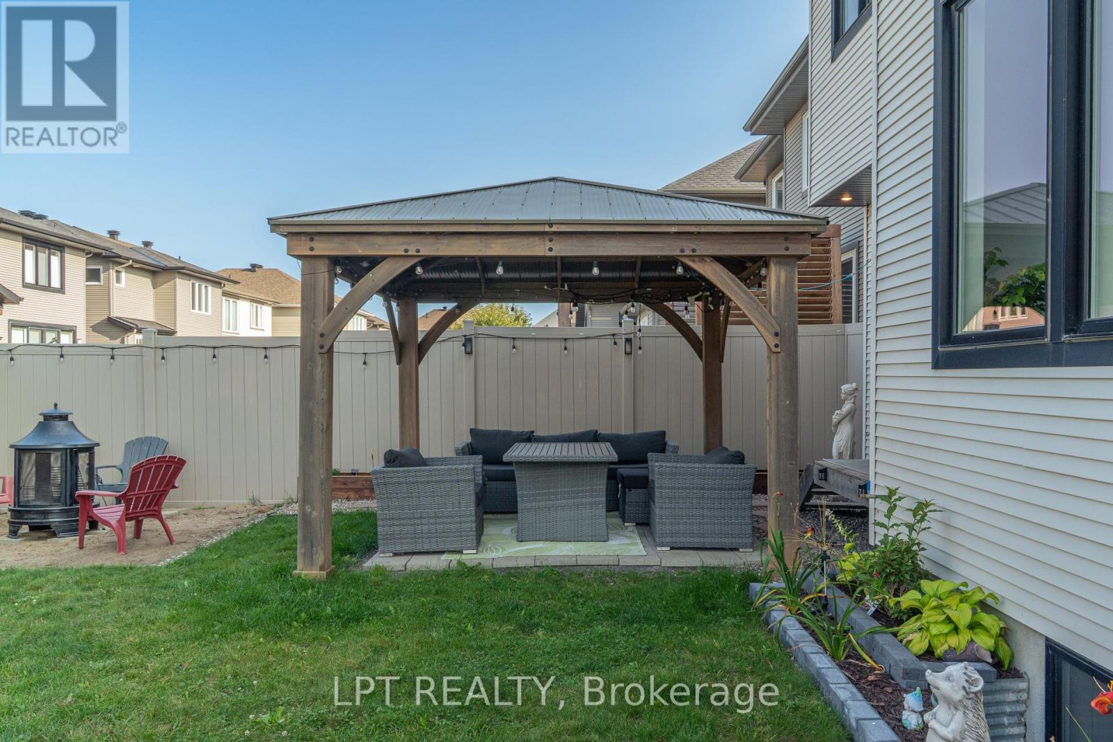 410 Andalusian Crescent