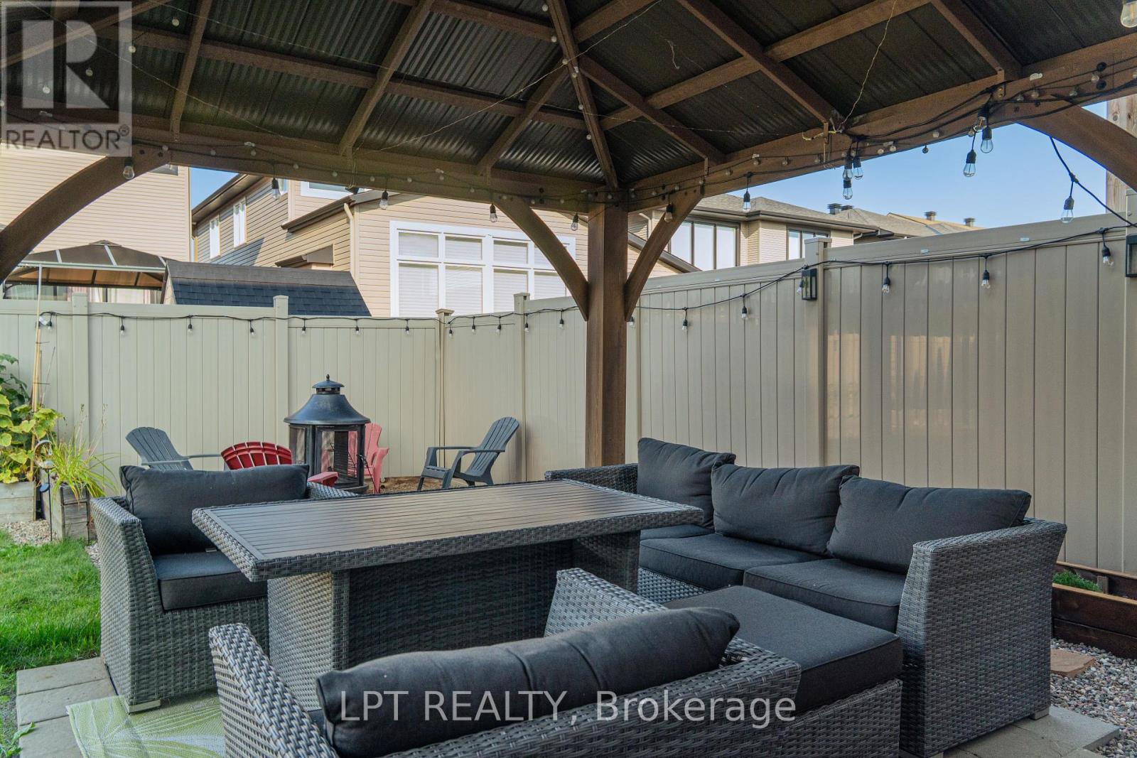 410 Andalusian Crescent