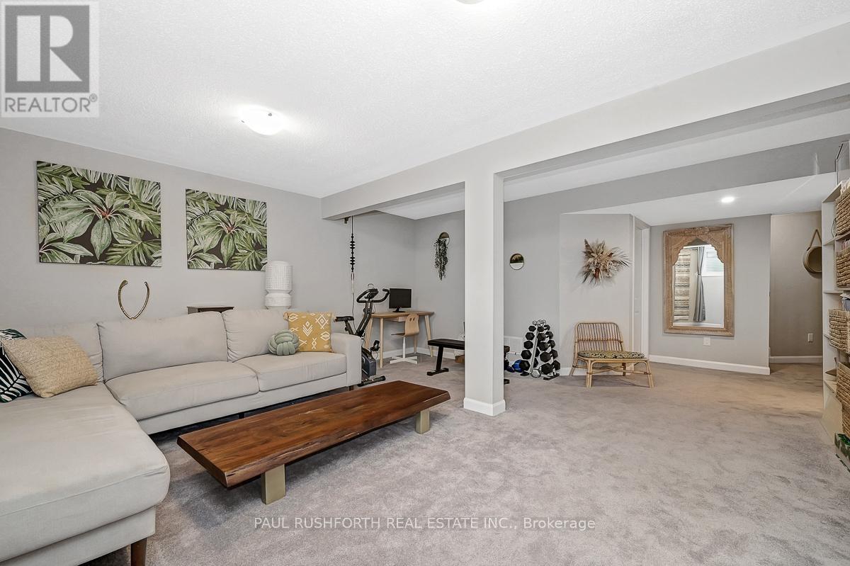 245 Aquarium Avenue